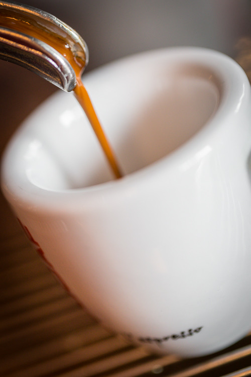 Φρεσκοκαβουρδισμένος καφές